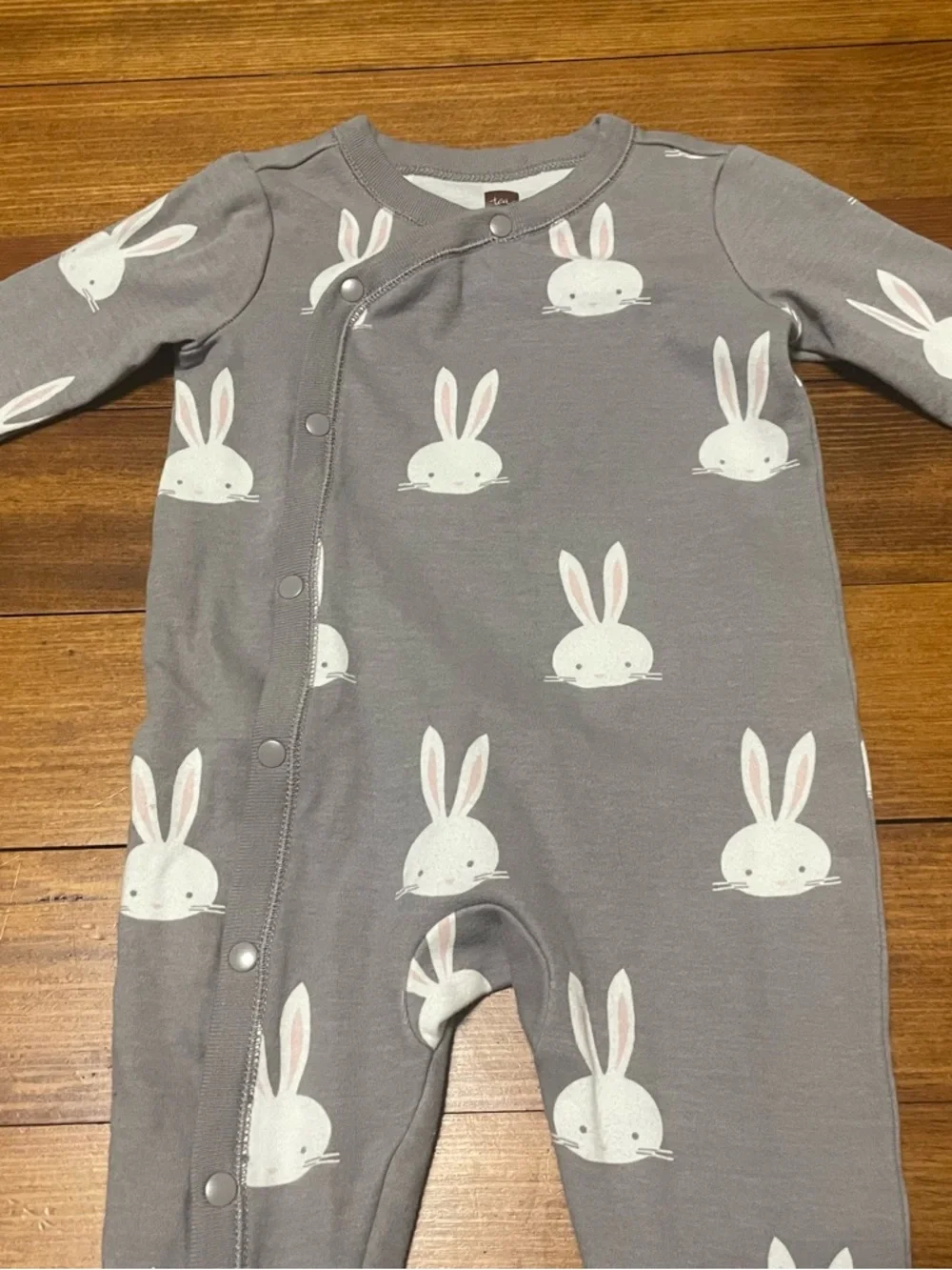 Tea Collection Gray & White Bunny Romper - 3-6 Months